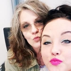 Meet your Posher, Lisa m